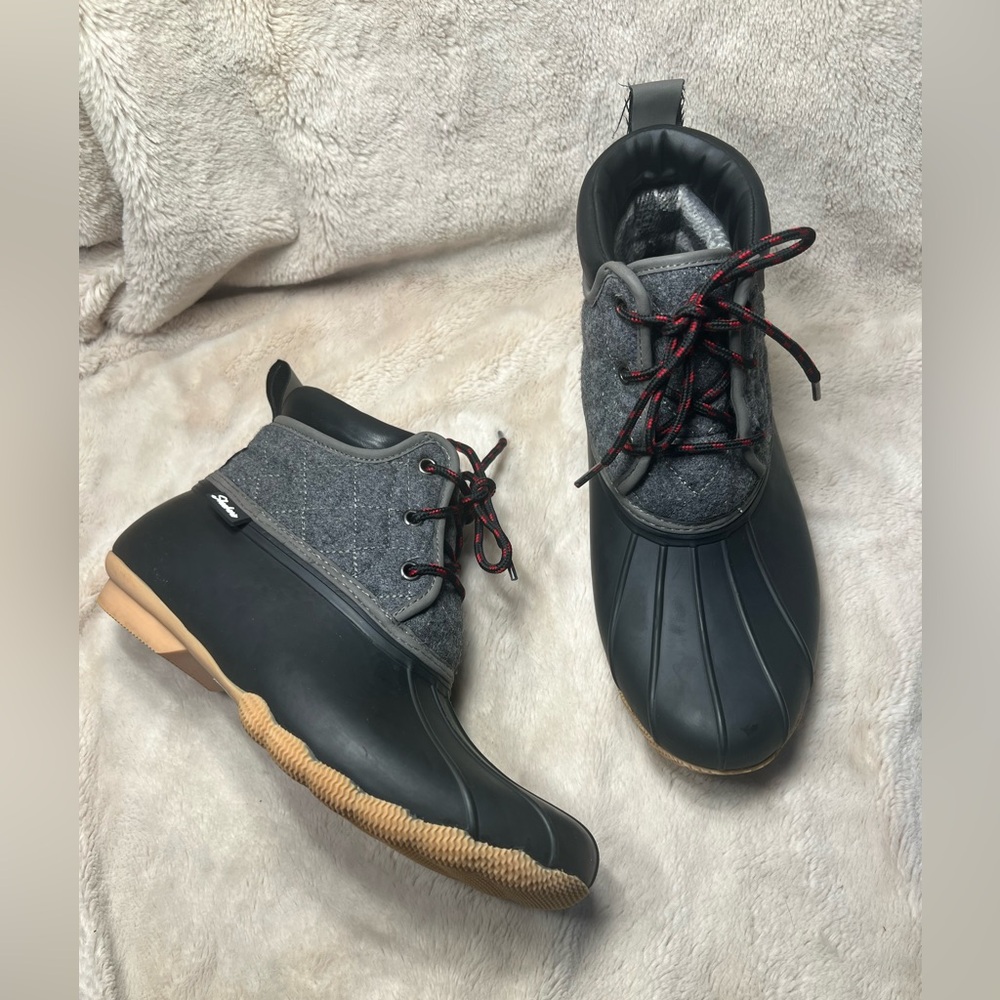 Skechers Black and Gray Winter Boots